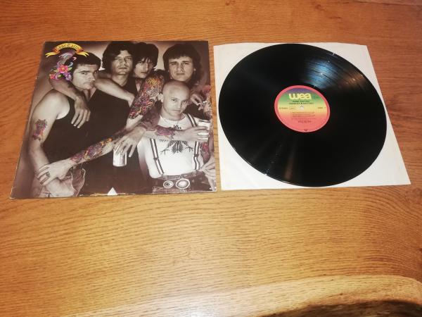 Rose Tattoo Assault and Battery 1981 WEA 58359 Deutsche Pressung VG/VG+